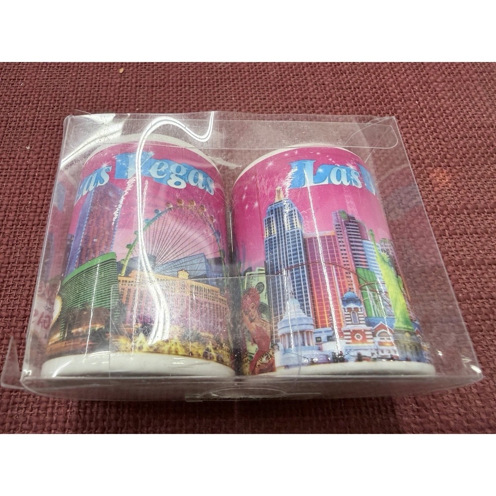 Las Vegas Salt Pepper Shaker Set